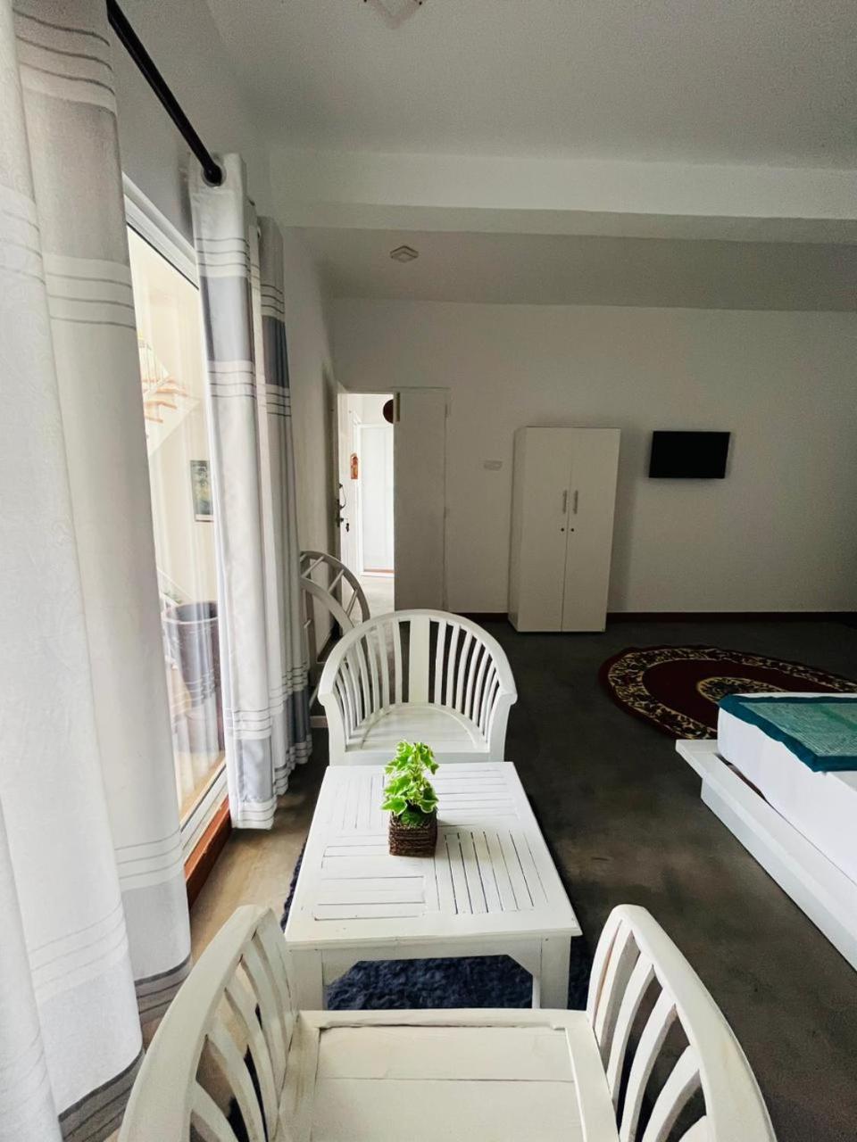 Sunset Sands هيكادوفا الغرفة الصورة